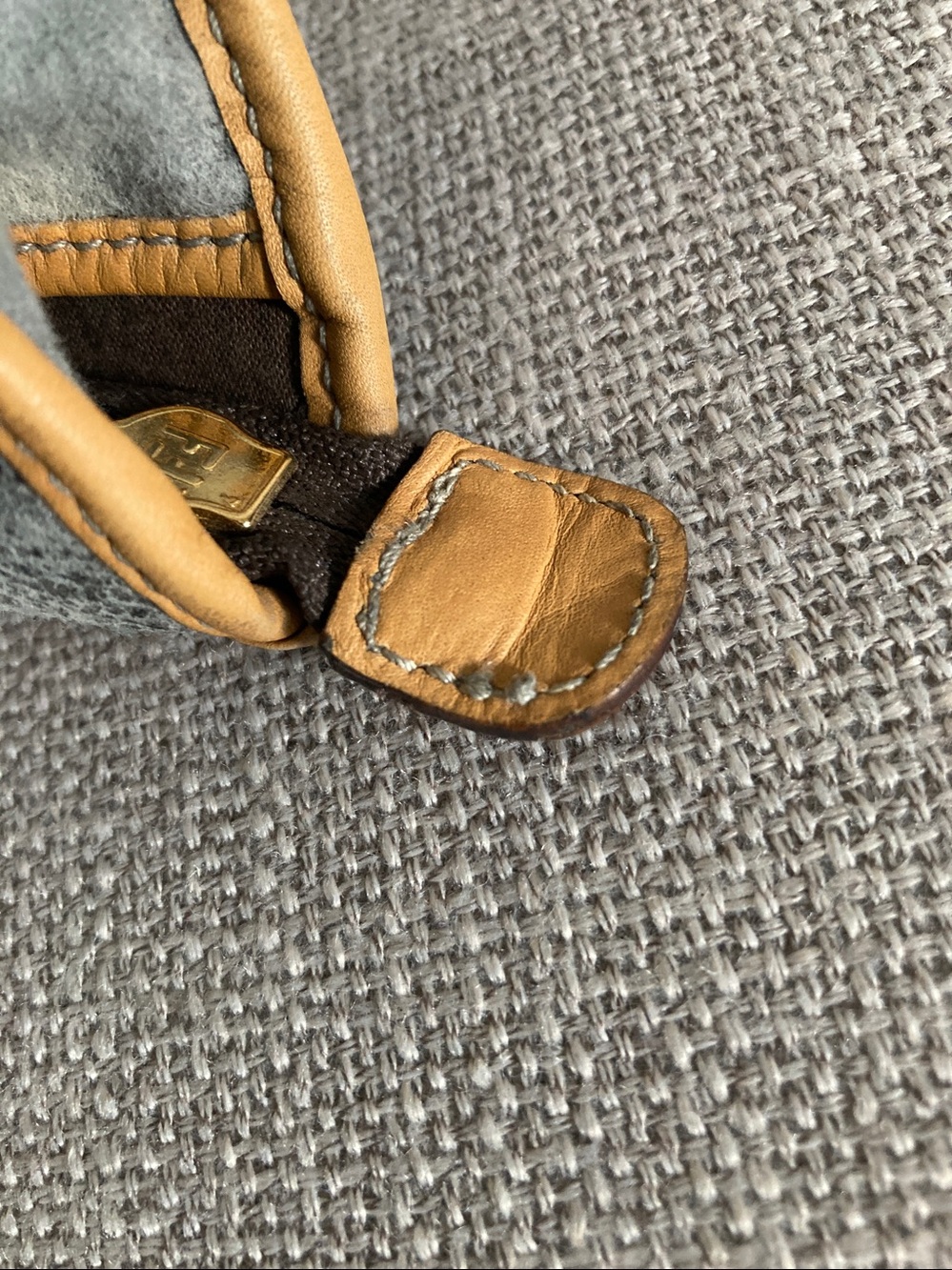 Fendi vintage Gray & Tan Travel Pouch - Picture 12 of 14